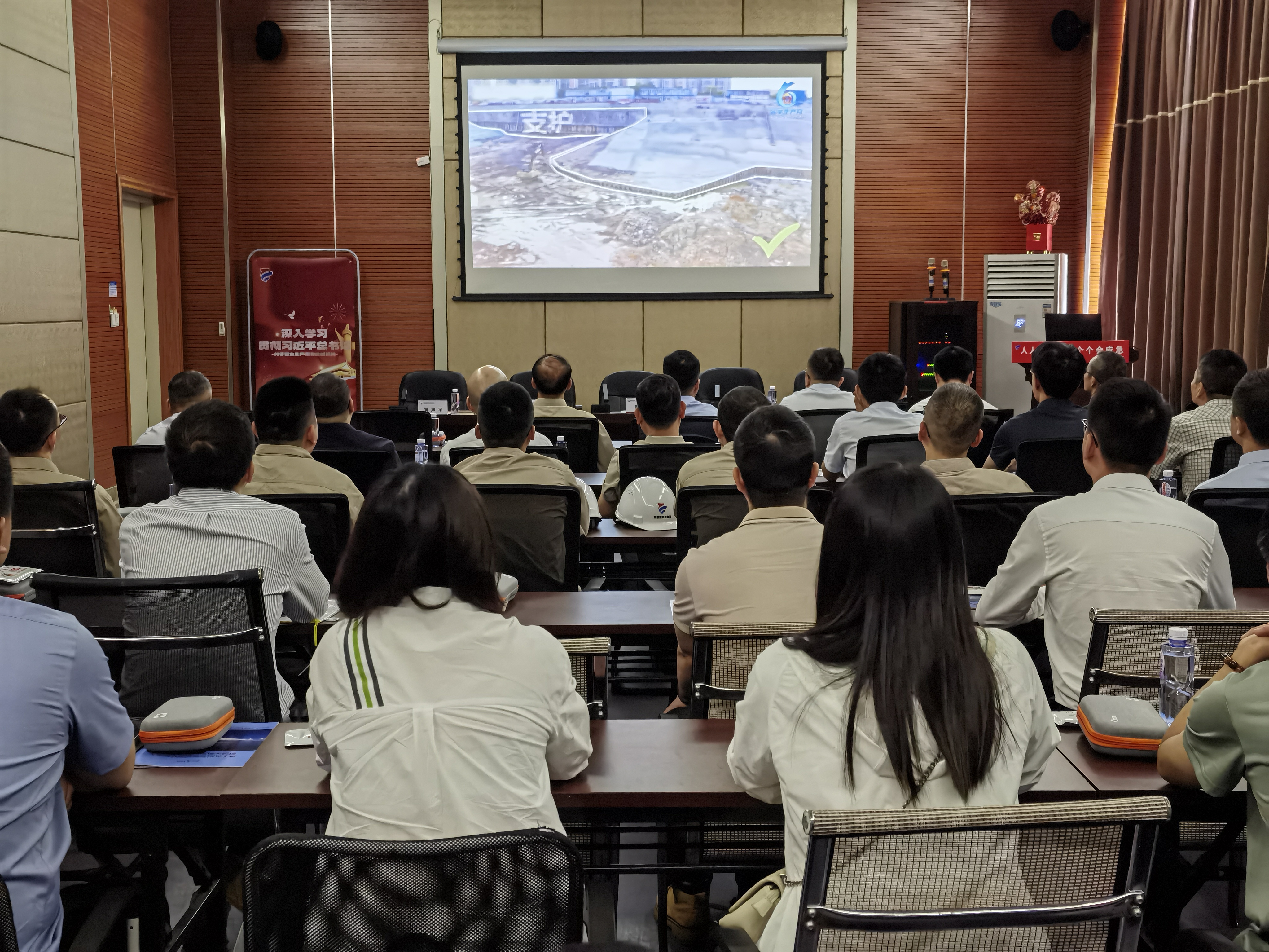 中閩能源啟動(dòng)2025年“安全生產(chǎn)月”活動(dòng)  筑牢安全防線(xiàn)，護(hù)航綠色發(fā)展